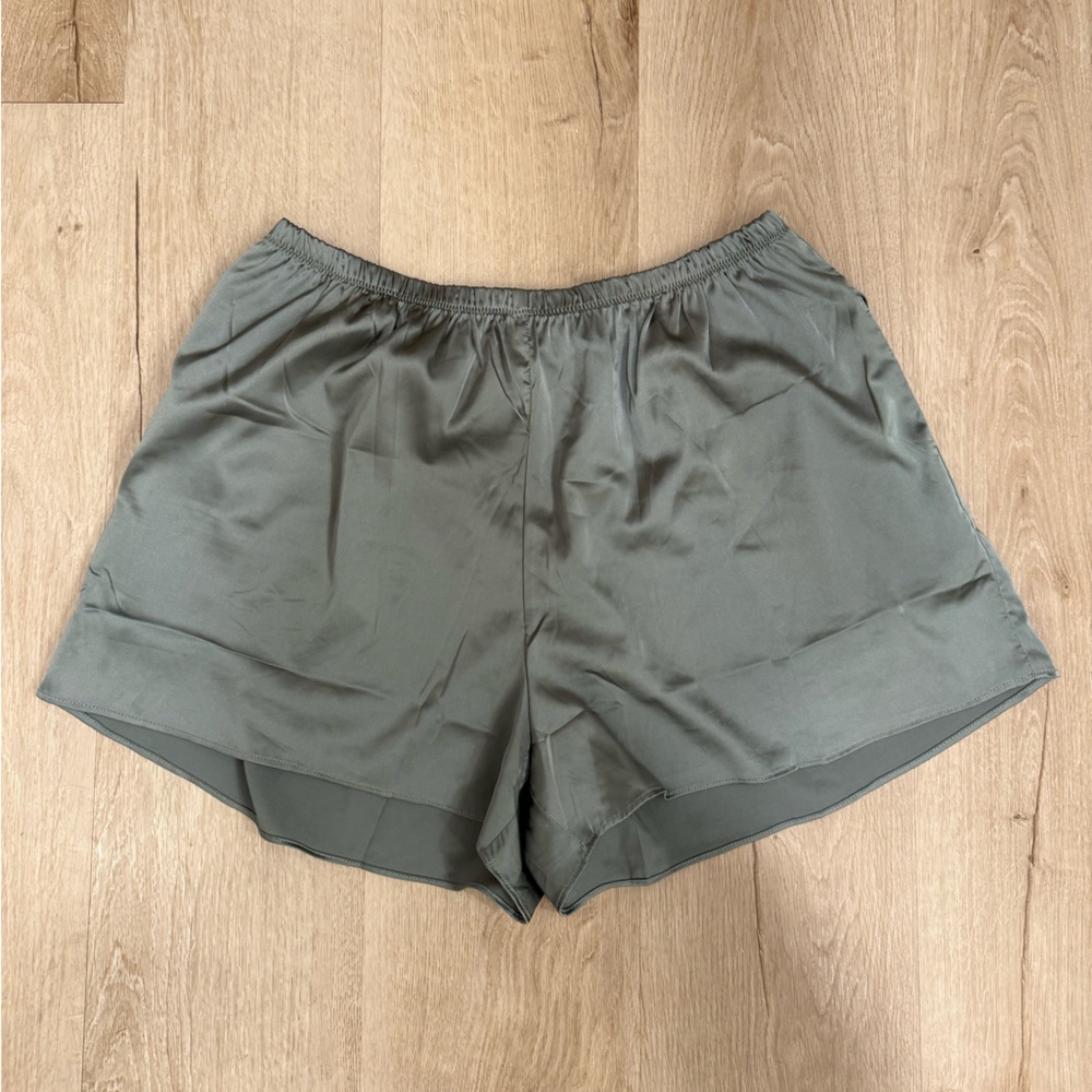 Daily Drills Green Shorts
